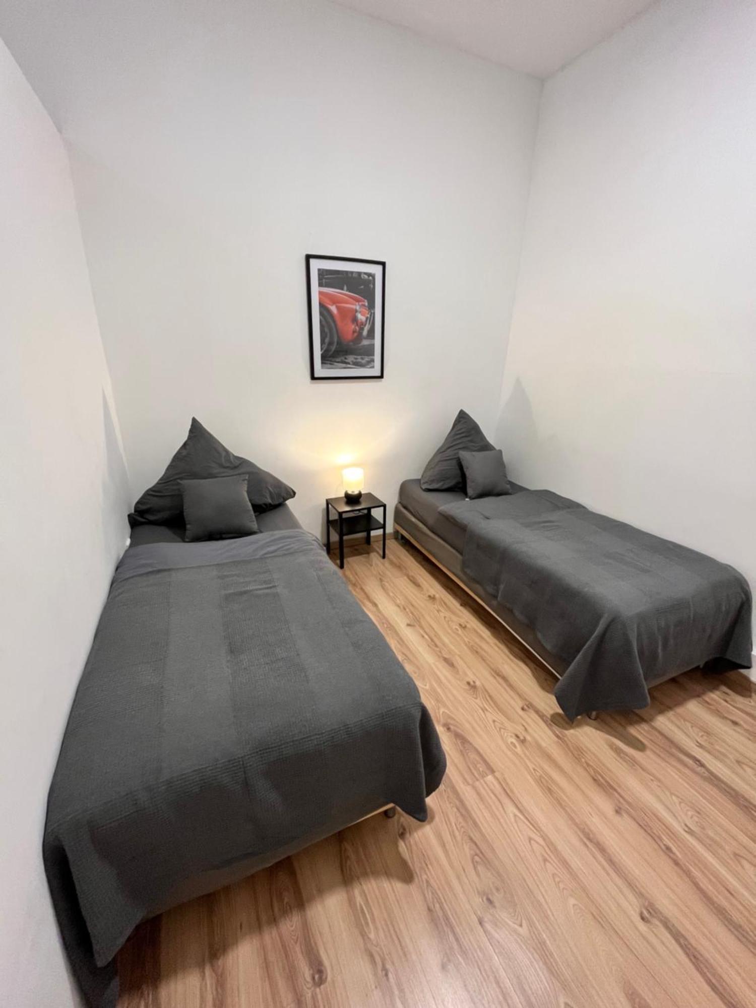 Apartment Central 10B 40Qm Wi-Fi Free Parking Calm Back House Dortmund Exterior foto